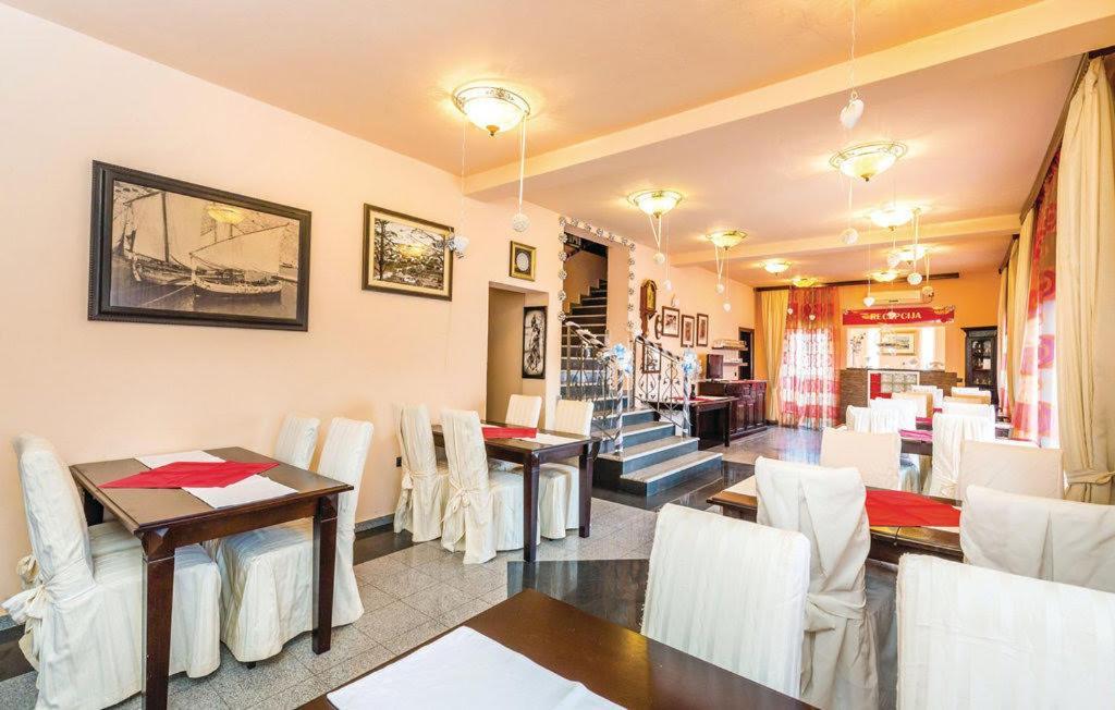 Bed & Breakfast Valentina Metajna Ngoại thất bức ảnh