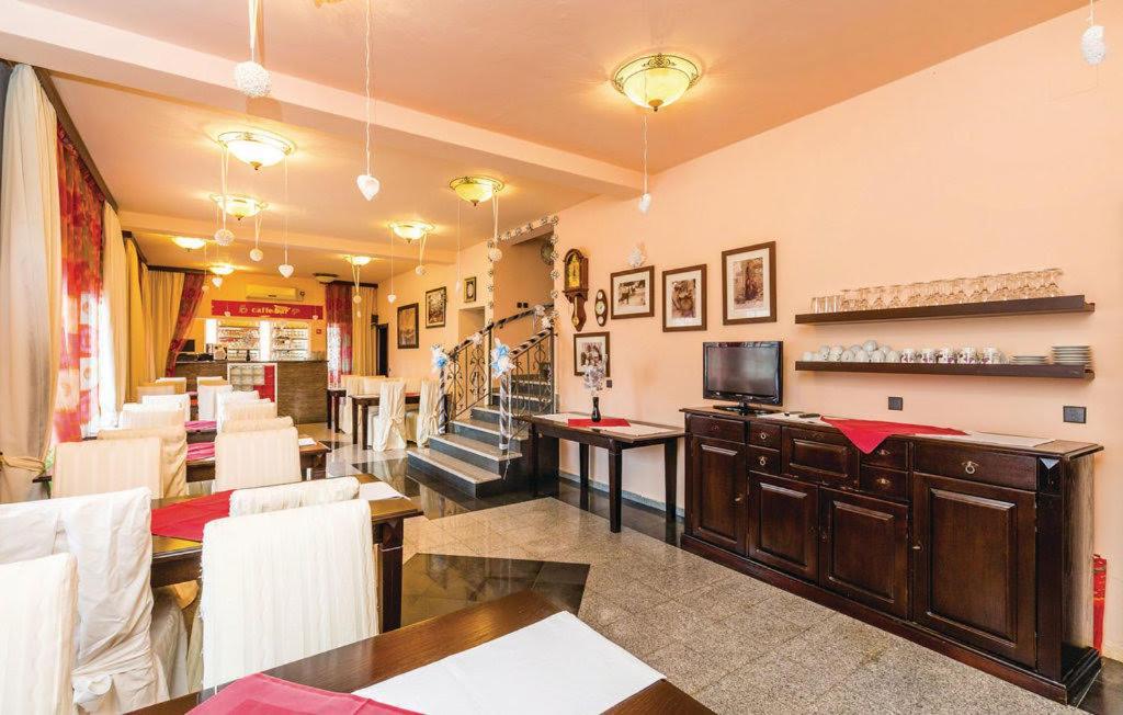 Bed & Breakfast Valentina Metajna Ngoại thất bức ảnh